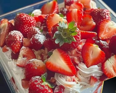 Strawberry Cream Cheese Icebox Cake Recipe prepared at home with simple ingredients and clear steps.