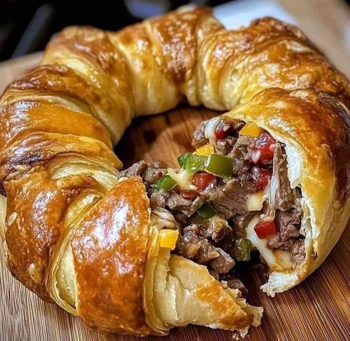 Philly cheese steak crescent ring