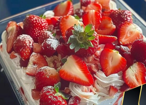 Strawberry Cream Cheese Icebox Cake Recipe prepared at home with simple ingredients and clear steps.